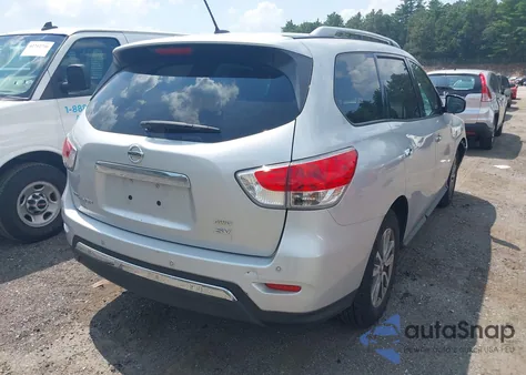 2015 Nissan Pathfinder Platinum/S/Sl/Sv from USA, damaged, VIN 5N1AR2MM8FC682471